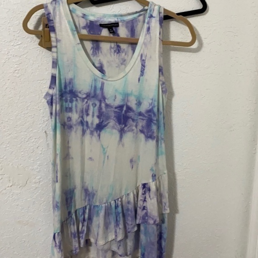 Signature Studio sleeveless top